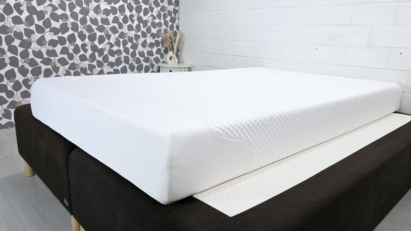 (T7) Tempur patja, ilmainen kuljetus, free delivery.