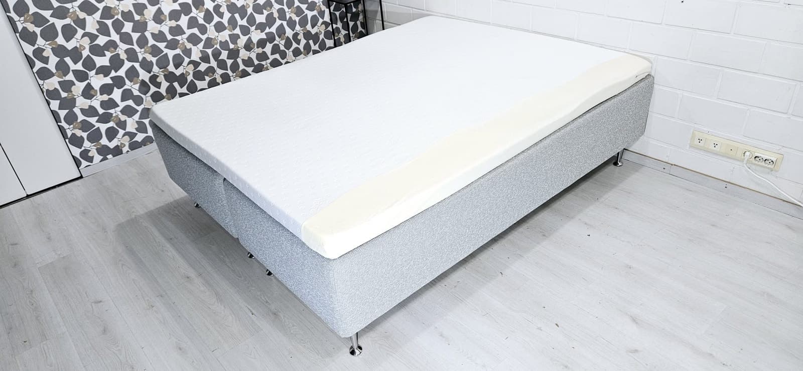 (T20) Tempur sänky, ilmainen kuljetus, free delivery.