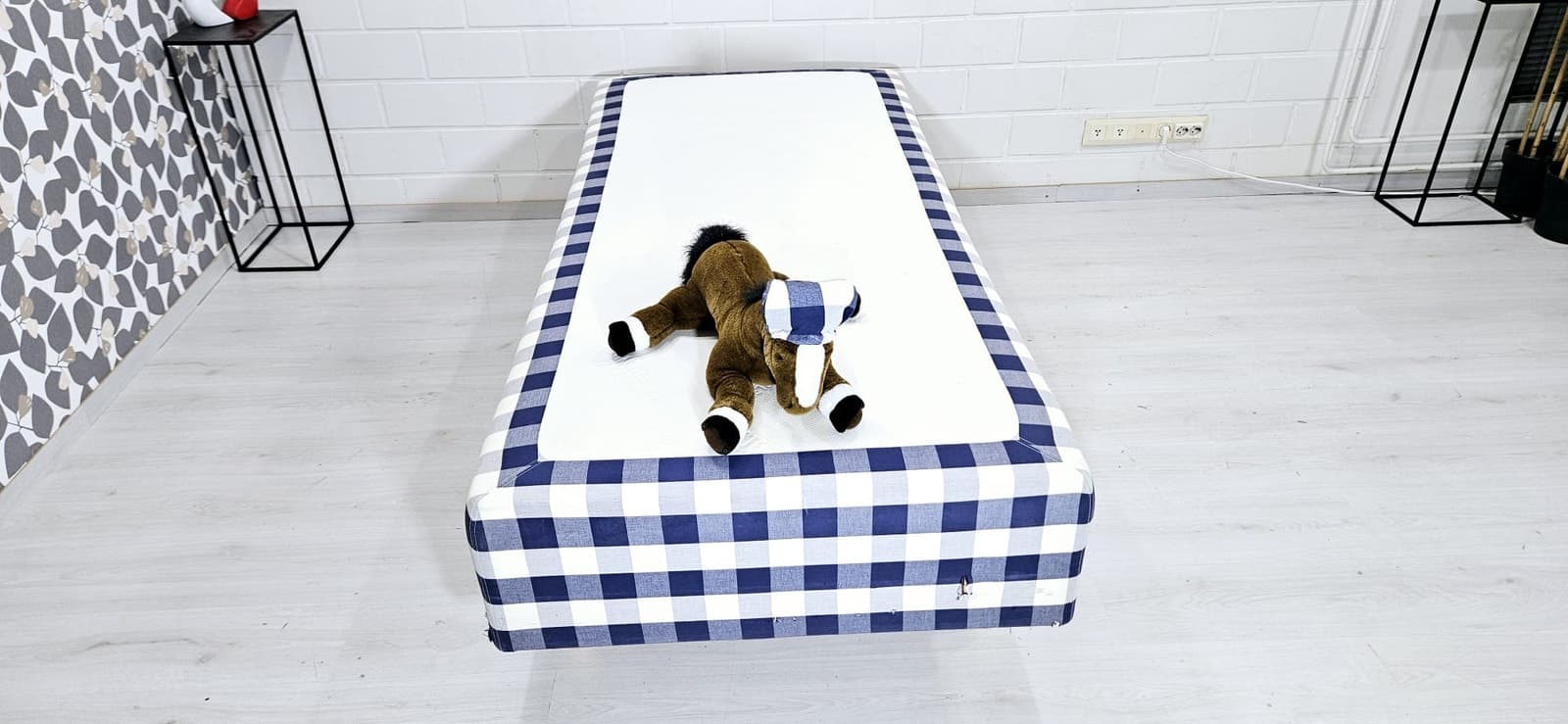 H4 Hästens sänky 90x200, Ilmainen kuljetus, free delivery.