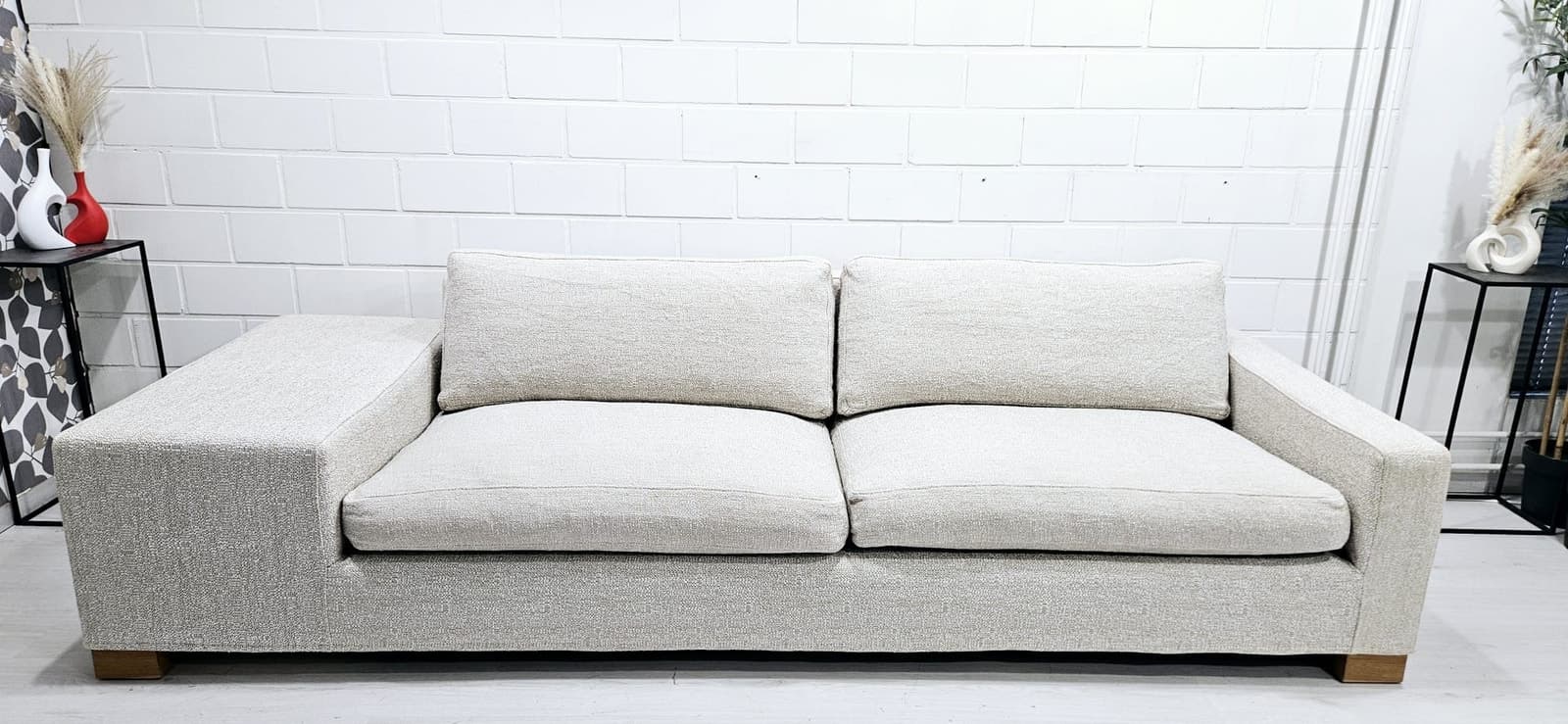 (A26) Design sohva, ilmainen kuljetus, free delivery.