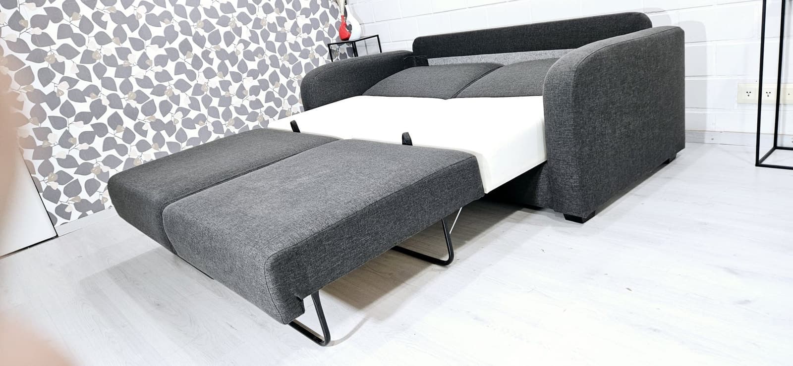 (A33) Kahden istuttava Vuodesohva, ilmainen kuljetus, free delivery.