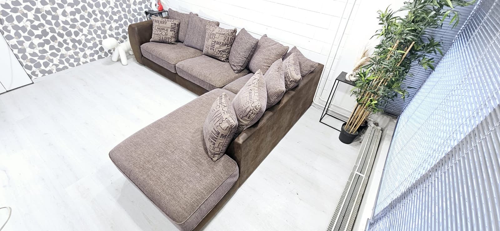 (A108) Boston Avokulma sohva, ilmainen kuljetus, free delivery.