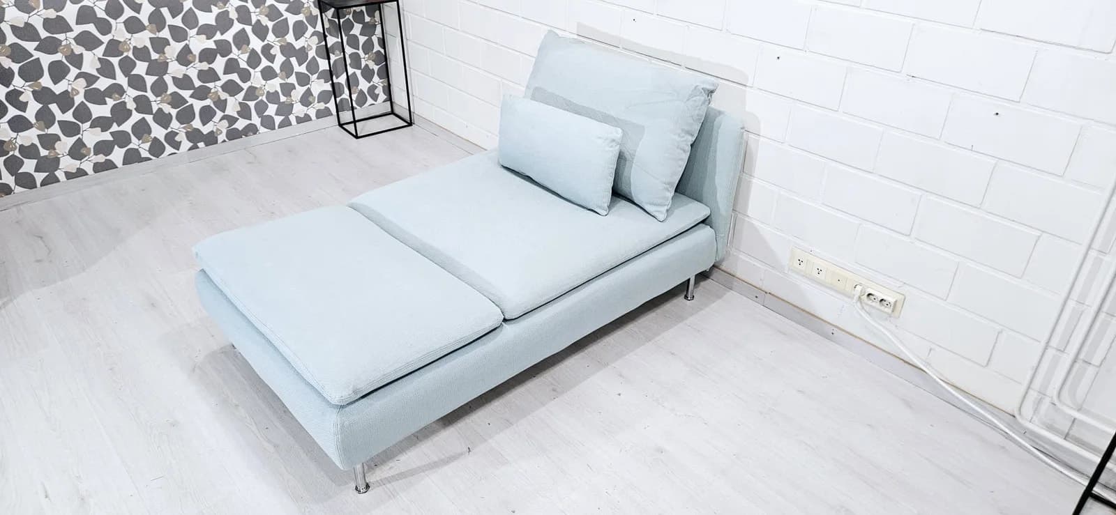 (A8) Söderhamn divaani, ilmainen kuljetus, free delivery.