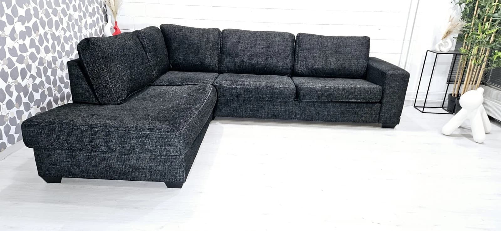 (A11) Bellus sohva, ilmainen kuljetus, free delivery.