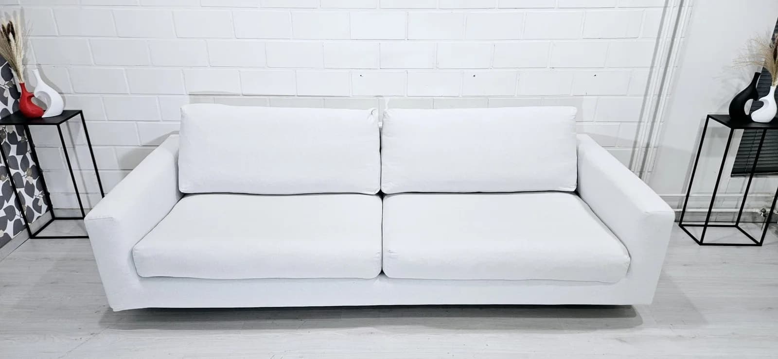 (A18) Adea sohva, ilmainen kuljetus, free delivery.